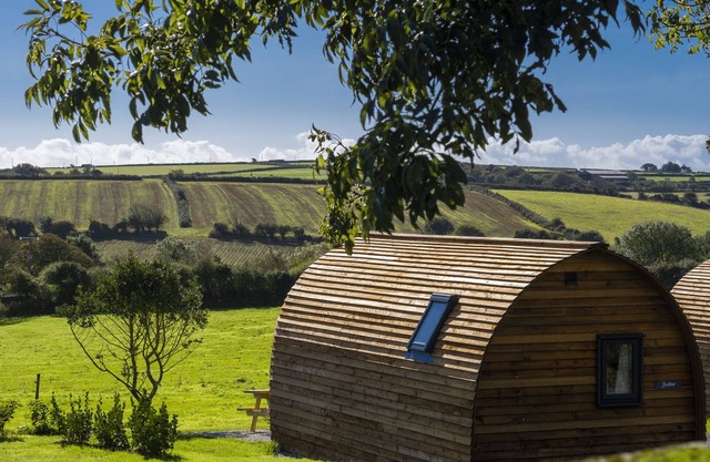 Cosy Rural Cabin in the Cornish Countryside