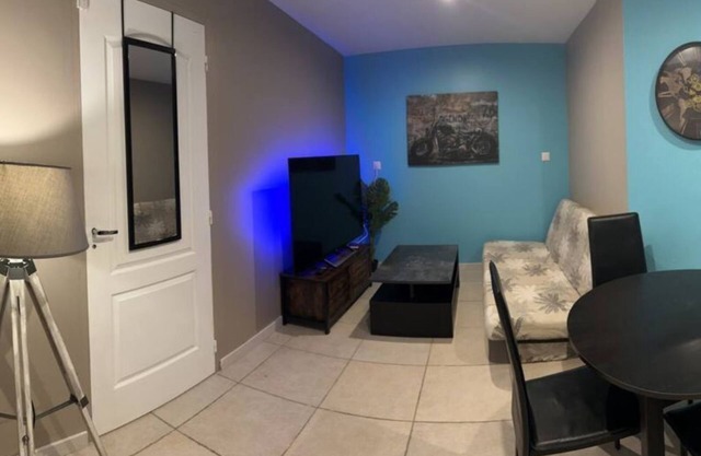 Cosy self-contained apartment