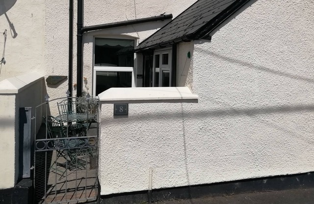 Cosy, spacious 2-Bed Cottage in Watchet, Somerset