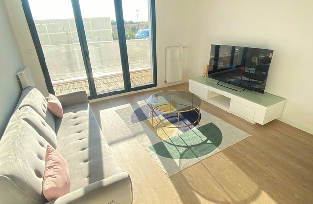 Cosy T2 apartment in a quiet location 7km from Orly and 20km from Paris