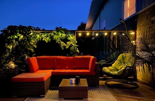 Cottage - The Retro