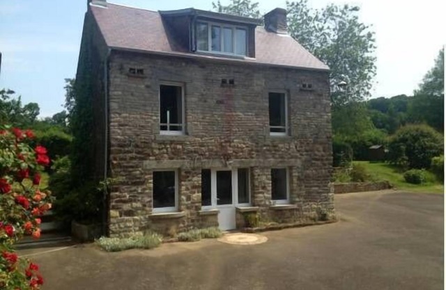 Cottage at the Moulin du Vey (G2)