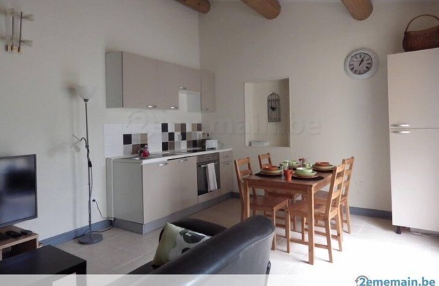 Cottage full nature for 3 p. In a hamlet on a hill near Bedoin