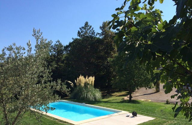 Cottage "Gîte La Bergerie" with Private Pool, Private Terrace & Wi-Fi