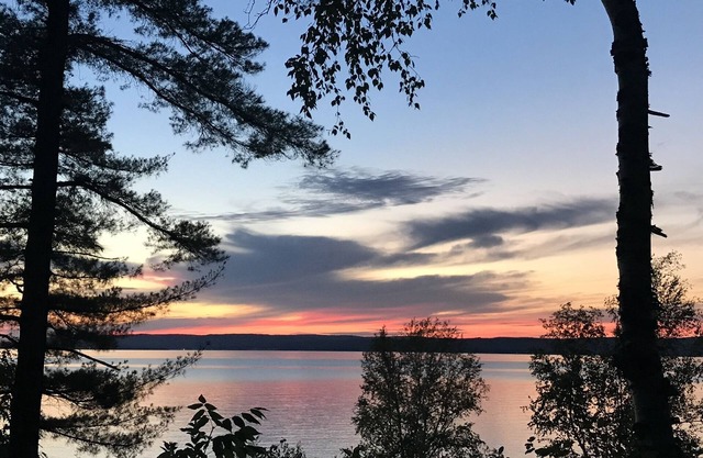 Cottage in historic Bay View close to waterfront & walking trails