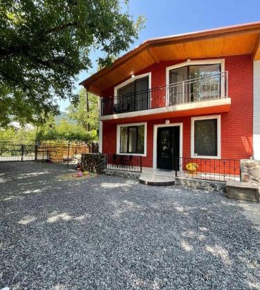 Cottage in Sadgeri