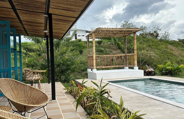 Cottage in the Heart of the Coffee Axis