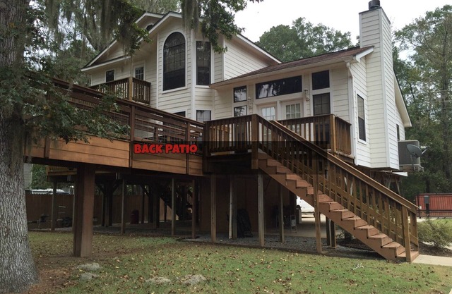 Cottage on the Big Cypress Bayou