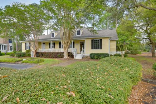 Cottage with Deck and Pool Access about 6 Mi to Beach