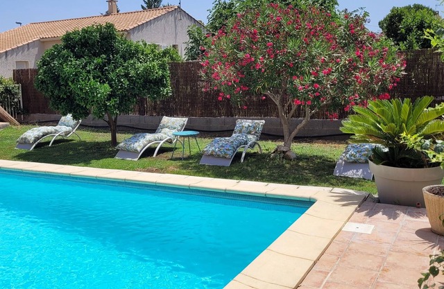 Cottage with swimming pool