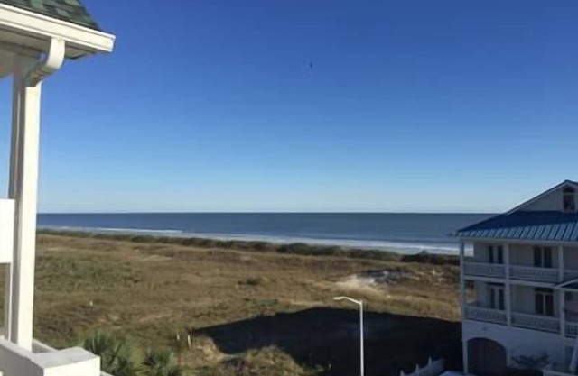 CottageVacations4u "An Ocean of Dreams"-oceanview-pool club-elevator