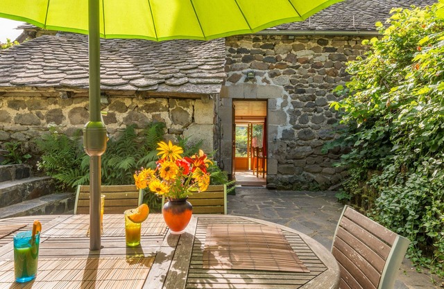 Country Cottage/Gite - Jou sous Monjou