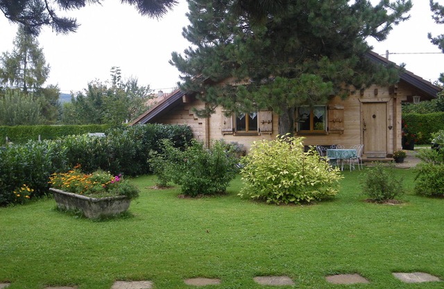 COUNTRY COTTAGE independent *