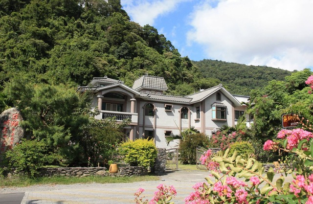 Country Grange
