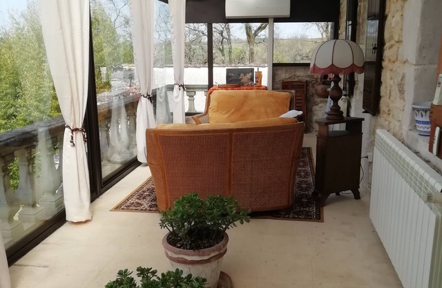 Country house 120 M2 with veranda.