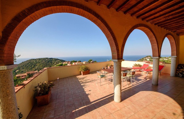 Country house Gabbiola/180 ° sea view/sunset/apartment 70 sqm
