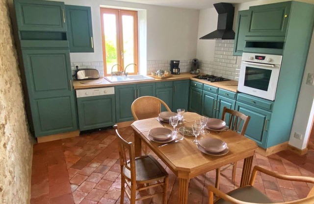 Country house in Chavroches, pets allowed