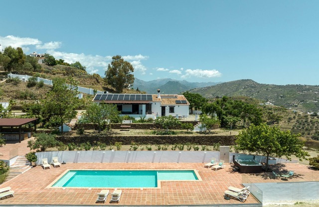 Country House 'Mojito' with Sea View, Wi-Fi and Air Conditioning