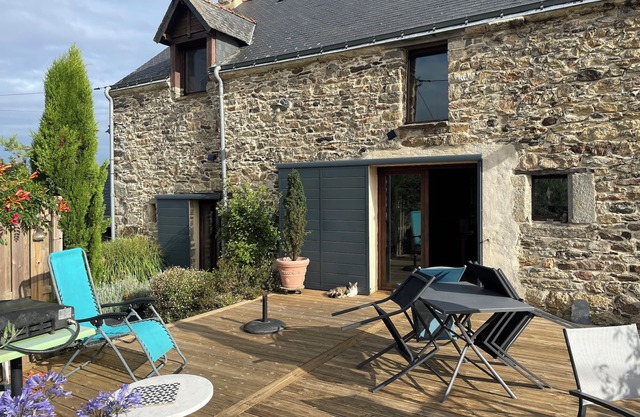 Country house near La Roche Bernard, Port Folleux, Golf course