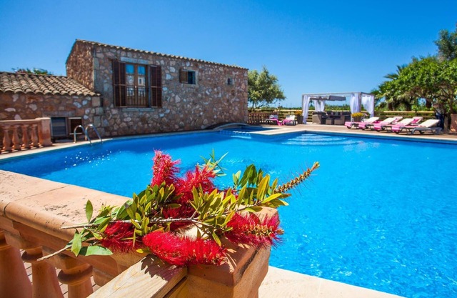 Country House 'S’Hort - Can Rita' with Private Pool, Wi-Fi and Air Conditioning