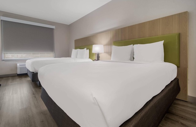 Country Inn & Suites by Radisson, Goldsboro, NC