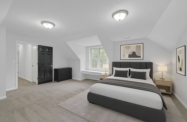 Country Living in Stockbridge!