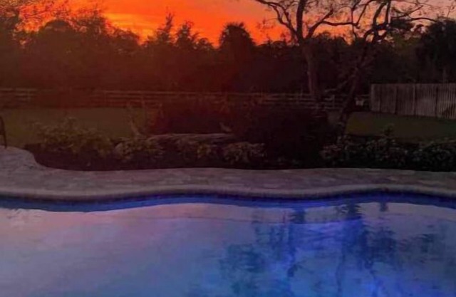 Country on the Coast! 3 BR 2 bathnn