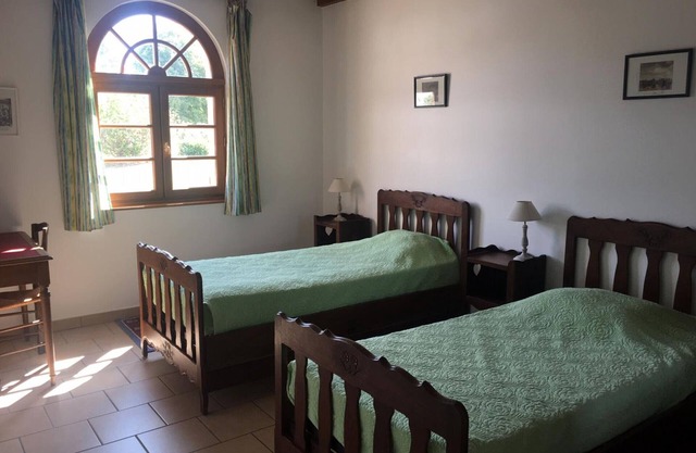 Countryside Retreat: Family Gîte, Riverside, Loire Castles Nearby