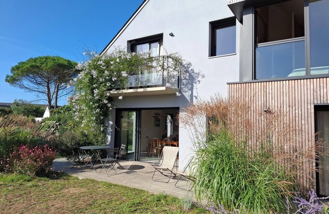 Coup de coeur, seaside - up to 12 travelers!