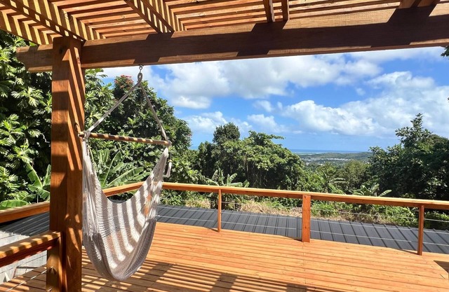 Coyaba House- Private Pool Oasis w/Ocean View Near The Rainforest & Beaches