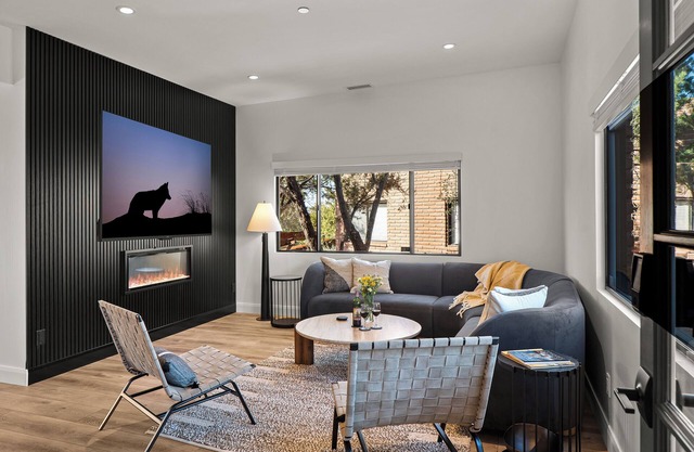Coyote Den Villa- a two bedroom two bath Villa in the Heart of Sedona