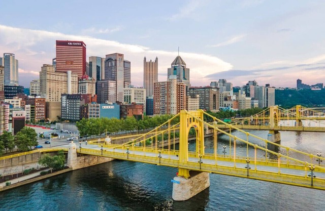 Coze DT 1BD, Walk to Convention Center & Stadiums