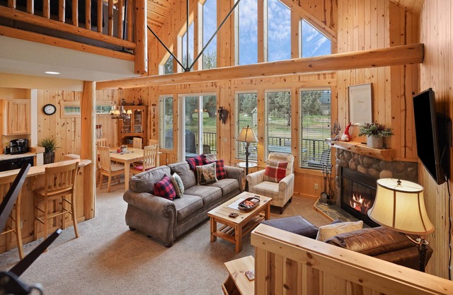 Coziest of Cabins, Wildlife Views, Fireplace