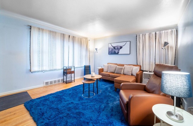 Cozy 1 bedroom apartment in University Heights