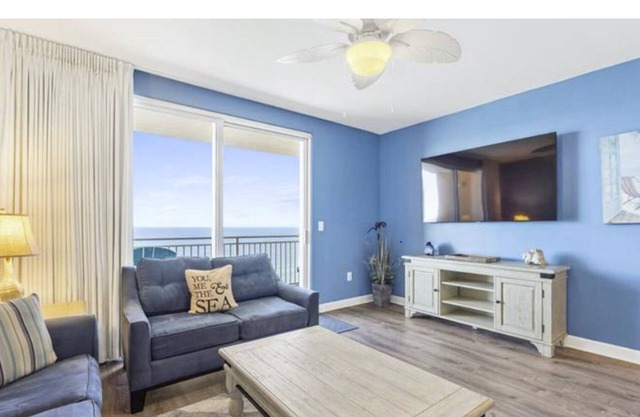 Cozy 1 Bedroom, Beach Front Condo! Just listed! Beach Chairs Included!