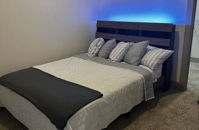 Cozy 1-bedroom apartment in beautiful downtown Atlanta with amazing view