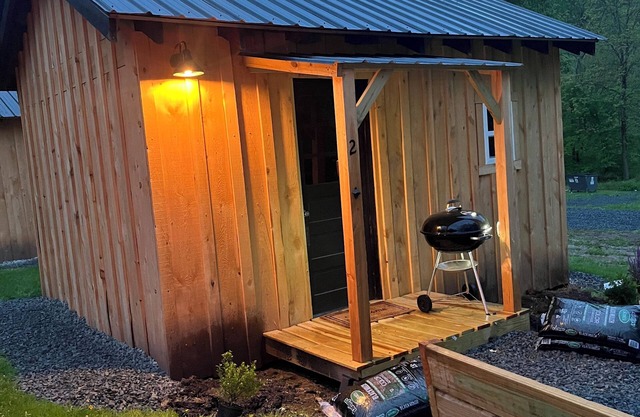 Cozy 1-bedroom cabin in Dushore at Rocky Valley Campground Cabin 2