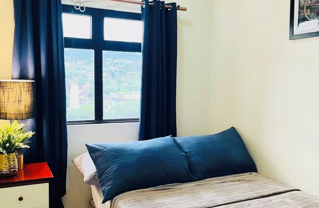 Cozy 1-bedroom condo with AC, fitness room in charming Mandaue Cebu Ph