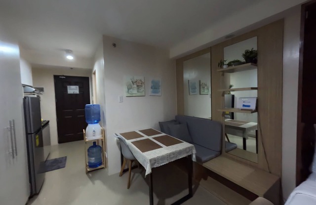 Cozy 1233 studio in beautiful Cebu City with AC, fitness room