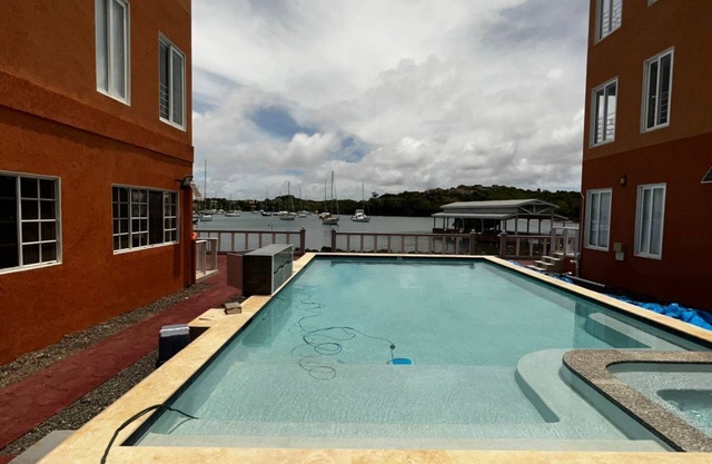 Cozy 2-bedroom condo with AC, fitness room in welcoming Lance aux Epines