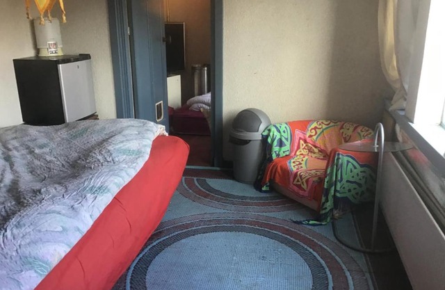 Cozy 2-bedroom homestay in Amsterdam South near Vondelpark and Rembrandtpark