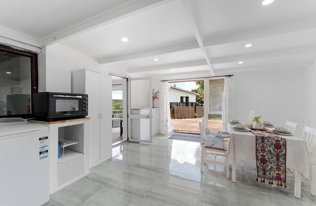 Cozy 2-Bedroom unit with Private Bathroom in Torbay