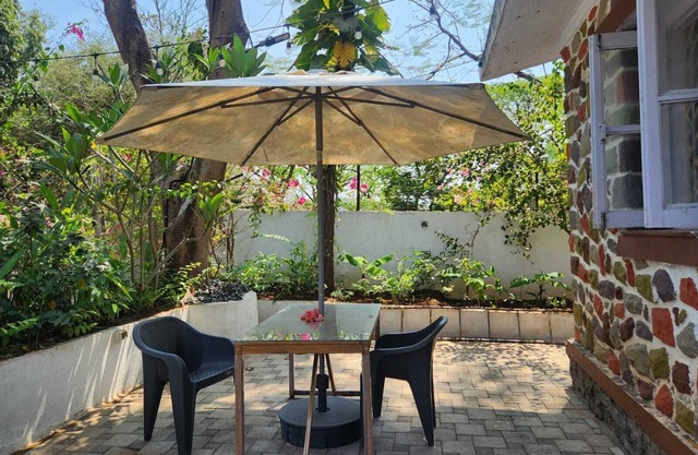 Cozy 2-bedroom villa with WiFi, AC in Gorgeous Karjat