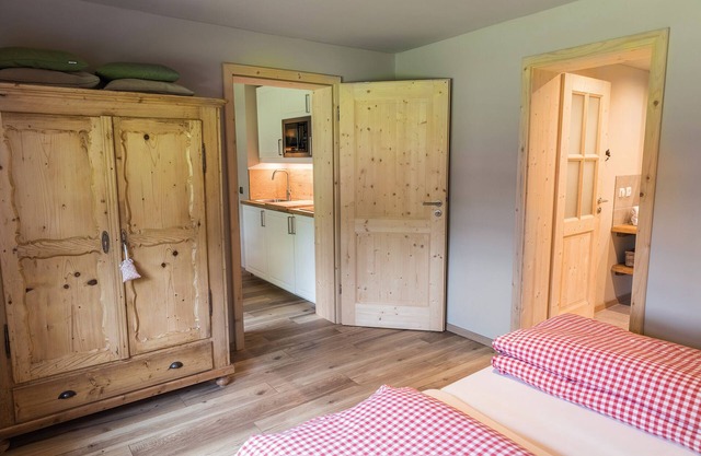Cozy 2-room apartment in modern country house style with private garden