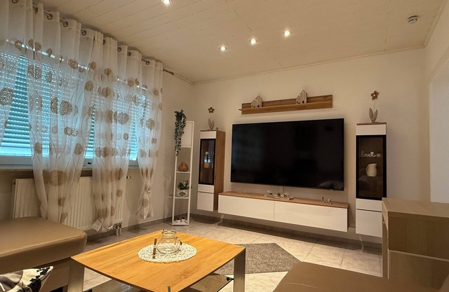 Cozy 2 X room, kitchen bathroom apartment in the Karl Marx Siedlung in Worms ground floor