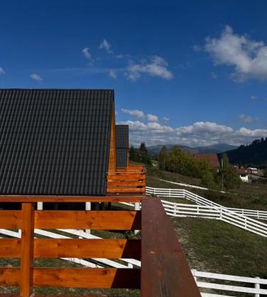 Cozy A-Frame Cabins in Bucovina