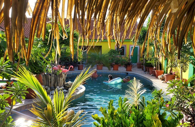 Cozy Apartment 2 Romantic Pool in Tropical Oasis Resort HappyDays Aruba