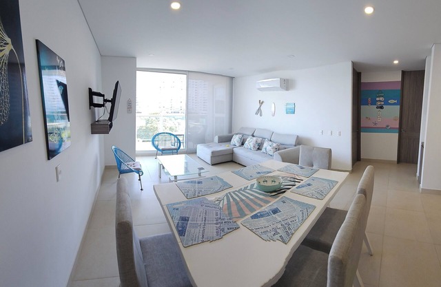 Cozy apartment first line to the sea