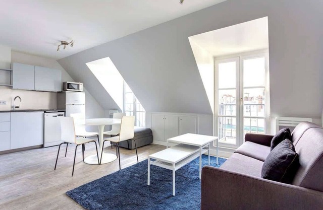 Cozy apartment near the Pompidou Center