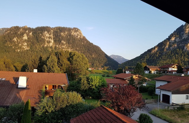 Cozy attic apartment in Inzell, great location, super mountain view, 75 sqm